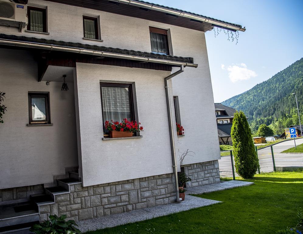 Apartments And Holiday Home Grohar Kranjska Gora Εξωτερικό φωτογραφία